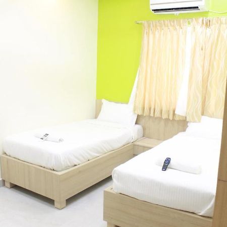 Jfive Residency Hotel Chennai Ngoại thất bức ảnh