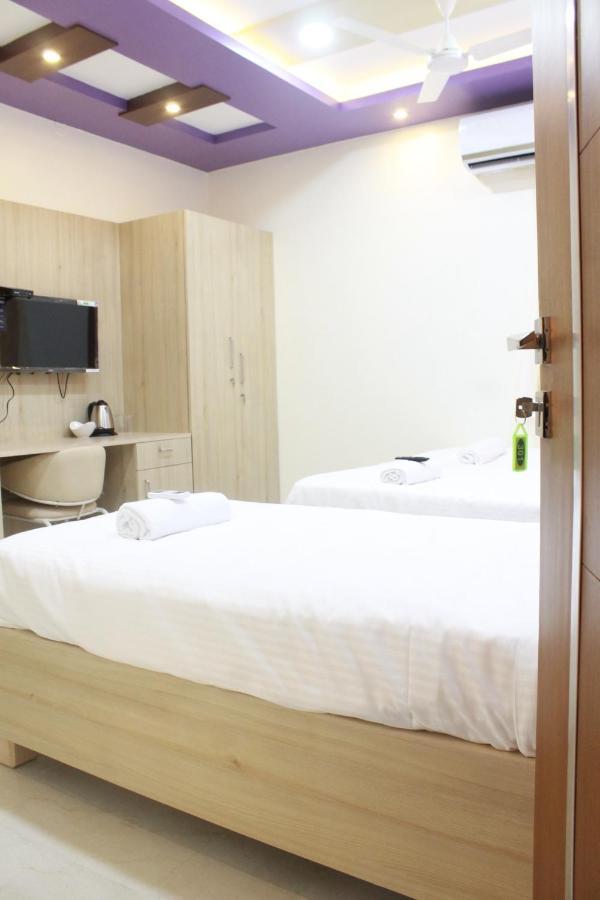 Jfive Residency Hotel Chennai Ngoại thất bức ảnh