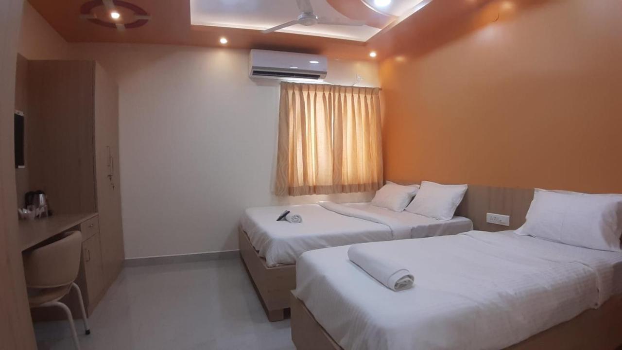 Jfive Residency Hotel Chennai Ngoại thất bức ảnh